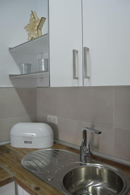 Apartamento Ana'S Cerca Del Parque Tecnologico Málaga Kültér fotó